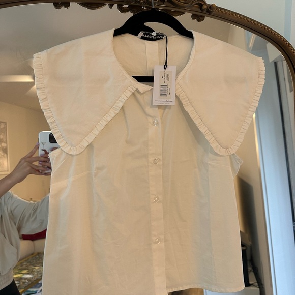 White Ruffled Collar Top - Picture 2 of 5